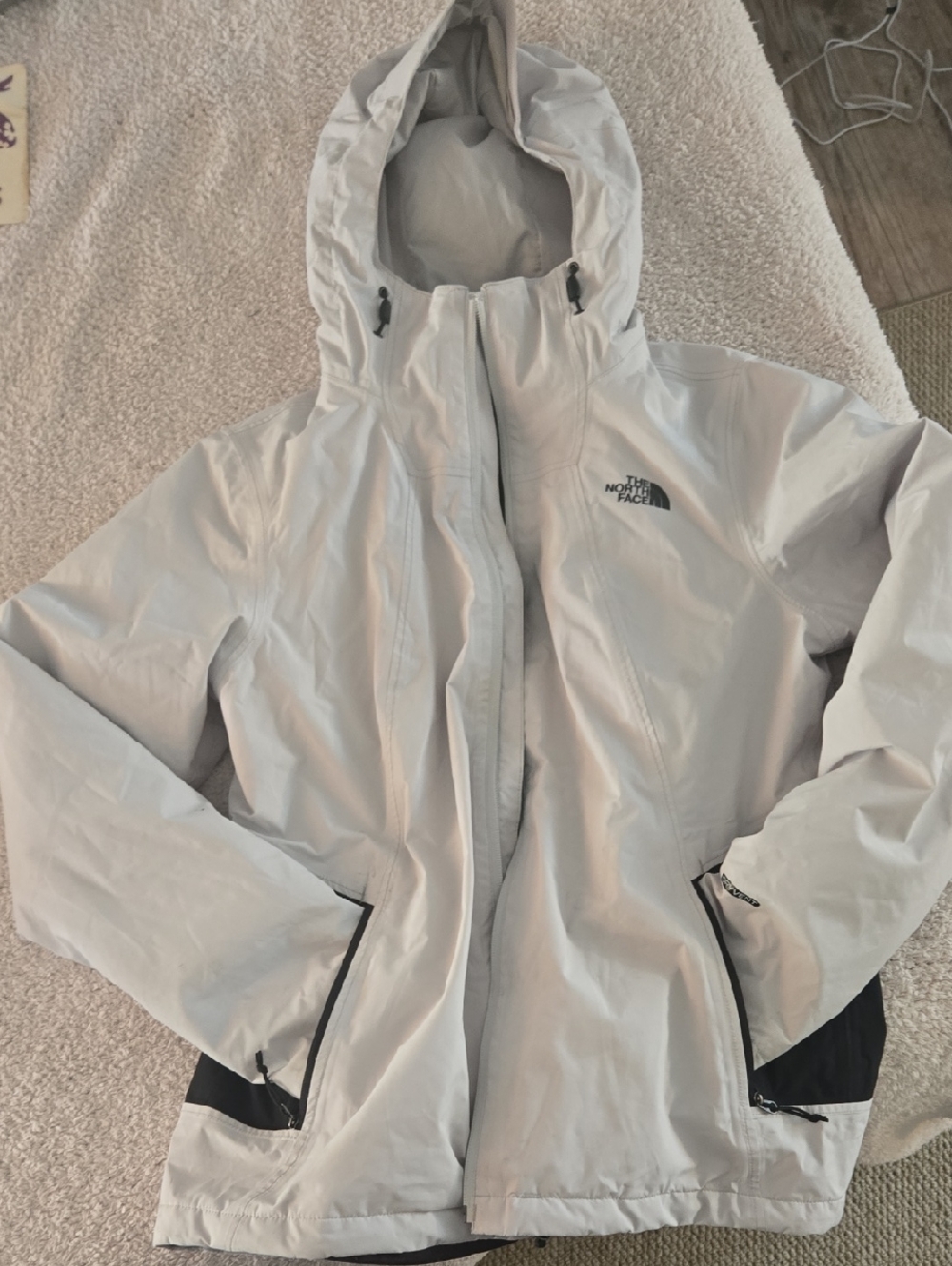 The North Face Women’s White Hooded Waterproof Jacket 3 In 1 DRYVENT